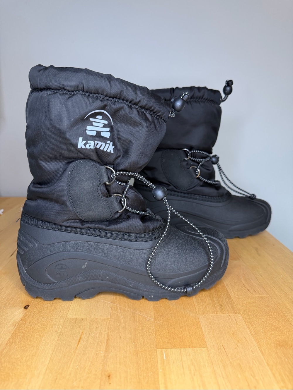 Kamik Size 3 WATERPROOF INSULATED Snow Boots - Black Kamik North Pole Big Kids